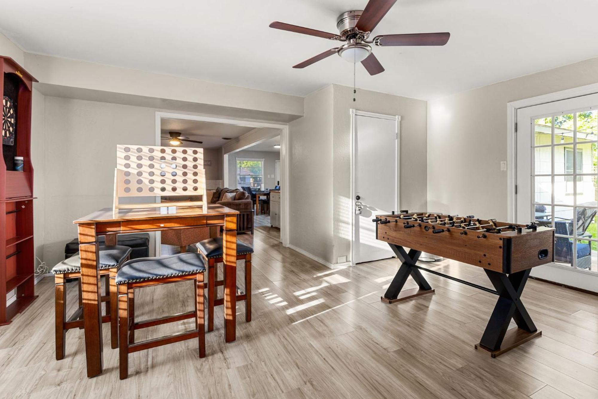 Cozy 3 Bedroom With Hot Tub 2 Min Away From Lackland San Antonio Dış mekan fotoğraf